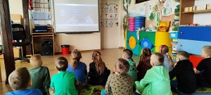 "Bądź Bezpieczny w Internecie" zajęcia z przedszkolakami w Radoszkach